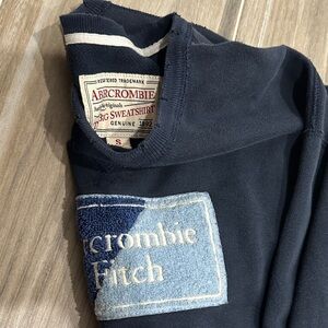 Abercrombie & Fitch Dark Blue Crewneck Sweater